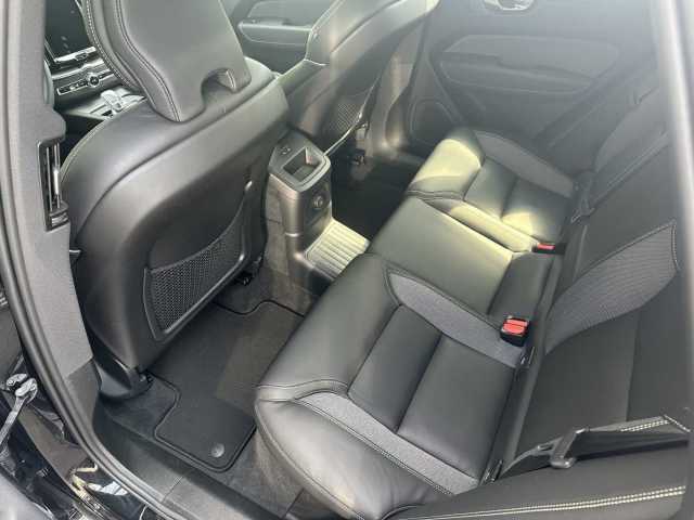 Volvo  T8 AWD Twin Engine Plus Black Edition