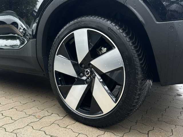 Volvo  Ultimate Recharge P8 Pure Electric AWD
