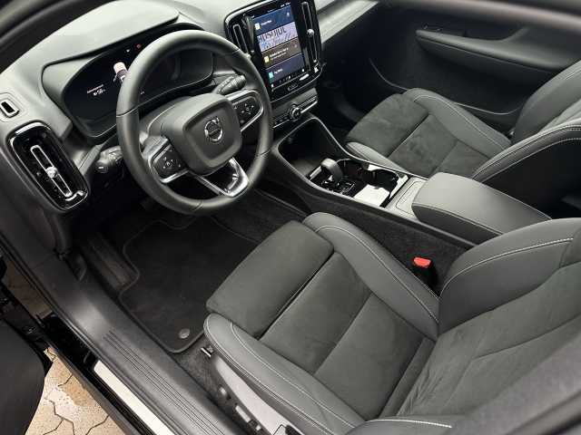 Volvo  Ultimate Recharge P8 Pure Electric AWD