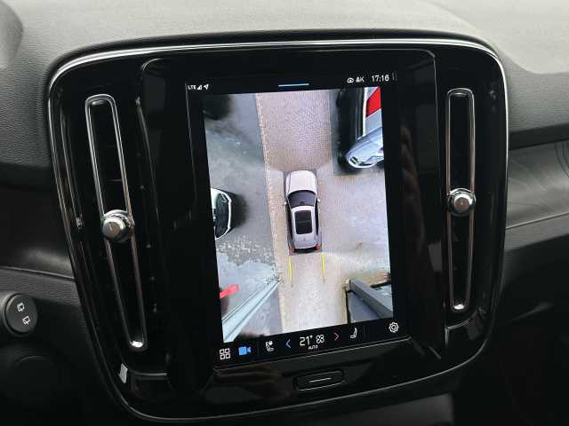 Volvo  Ultimate Recharge P8 Pure Electric AWD