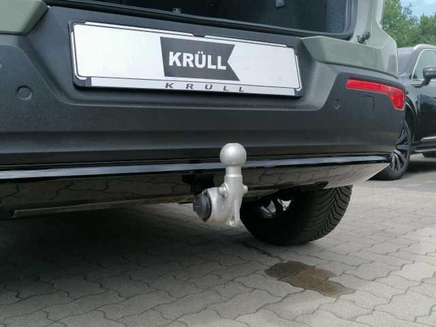 Volvo  T2 2WD Plus Dark, Navi, Kamera uvm.
