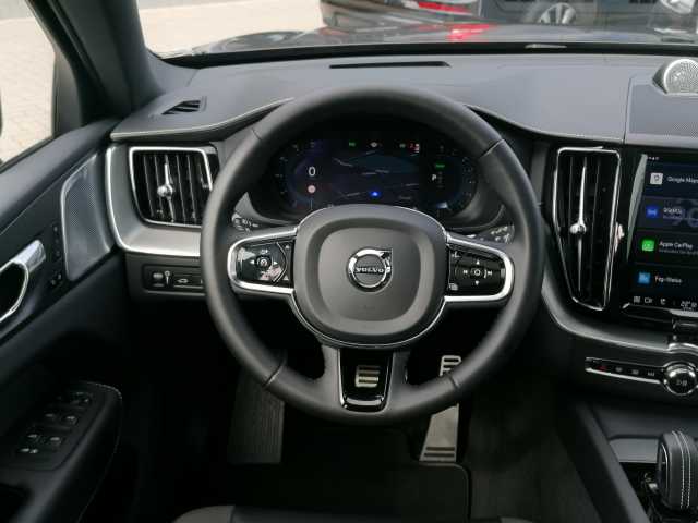 Volvo  T8 AWD Twin Engine R-Design