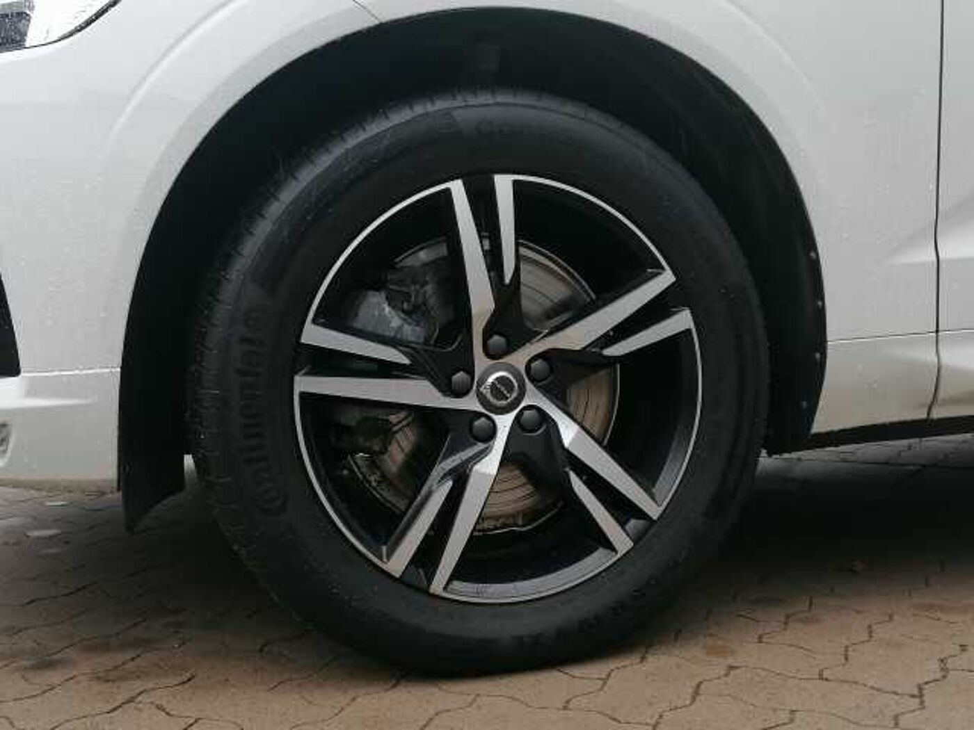 Volvo  D4 2WD R Design, Stdhz, AHK uvm.