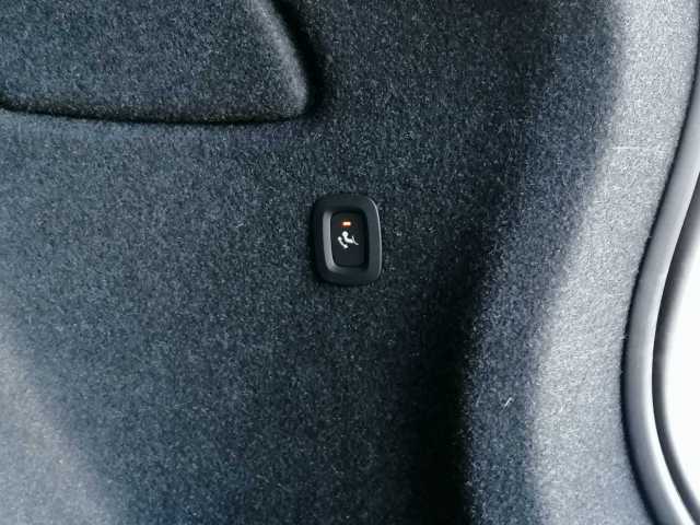Volvo  B3 2WD Core, AHK uvm.