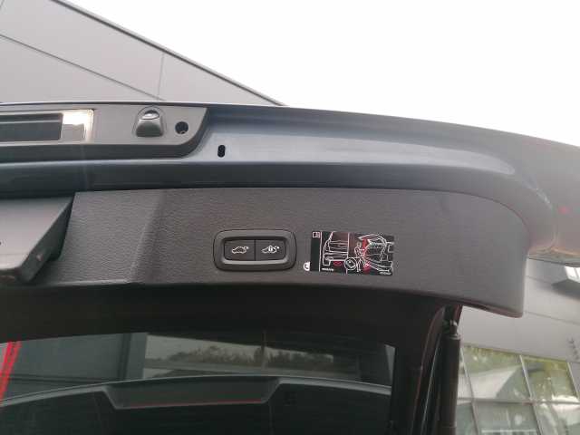 Volvo  T4 2WD Inscription, Pano uvm.