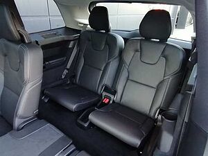 Volvo  T8 AWD Recharge Plus Dark 7-Sitzer