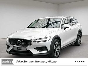 Volvo  B4 D AWD Plus