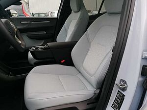 Volvo  Ultra AWD Performance Pure Electric
