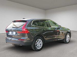 Volvo  T5 AWD Momentum Pano, Navi uvm.