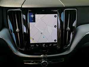 Volvo  T5 AWD Momentum Pano, Navi uvm.