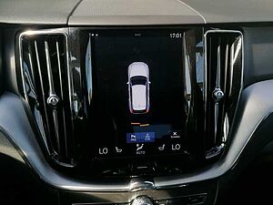 Volvo  T5 AWD Momentum Pano, Navi uvm.