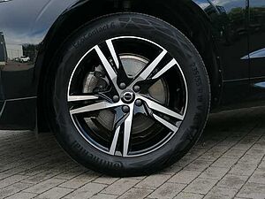 Volvo  B4 D 2WD R-Design Kam, Navi uvm.