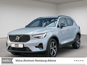 Volvo  T2 2WD Plus Dark, Navi, Kamera uvm.