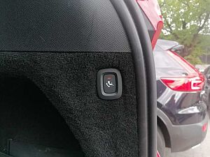 Volvo  T8 AWD Recharge R-Design, AHK uvm.