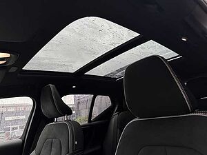 Volvo  Ultimate Recharge P8 Pure Electric AWD