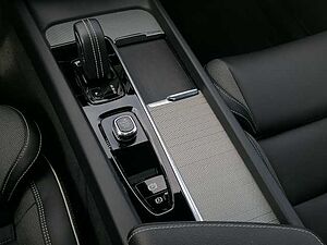 Volvo  T8 AWD Twin Engine R-Design