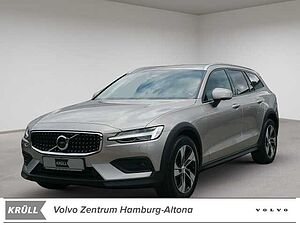 Volvo  B4 D AWD Plus Kam, Navi uvm.