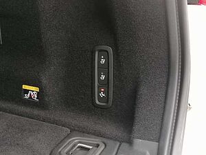 Volvo  D4 2WD R Design, Stdhz, AHK uvm.