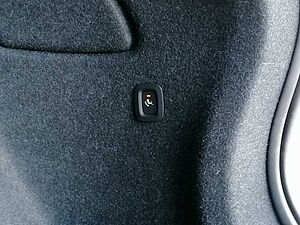 Volvo  B3 2WD Core, AHK uvm.