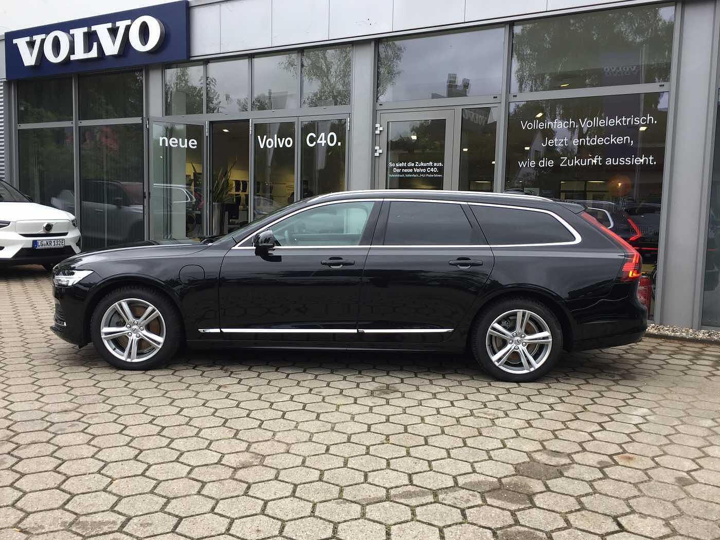 Volvo  V 90 T6 Plus Bright AWD Recharge Plug-In Hybrid 20' ALU,  Luftfahrwerk uvm.
