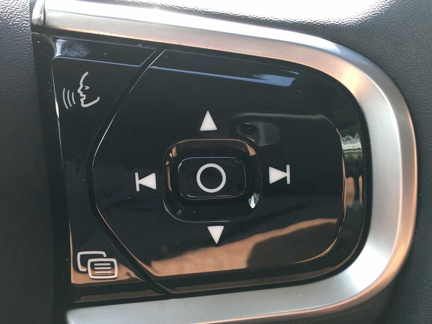 Volvo  V 90 T6 Plus Bright AWD Recharge Plug-In Hybrid 20' ALU,  Luftfahrwerk uvm.