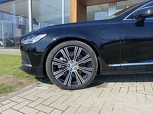 Volvo  V 90 T6 Plus Bright AWD Recharge Plug-In Hybrid 20' ALU,  Luftfahrwerk uvm.