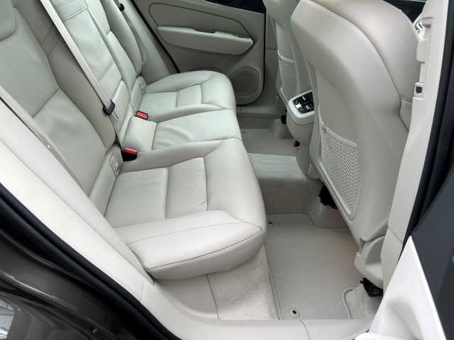 Volvo  T6 AWD Inscription PANO+HuD+360Kamera+LUFT