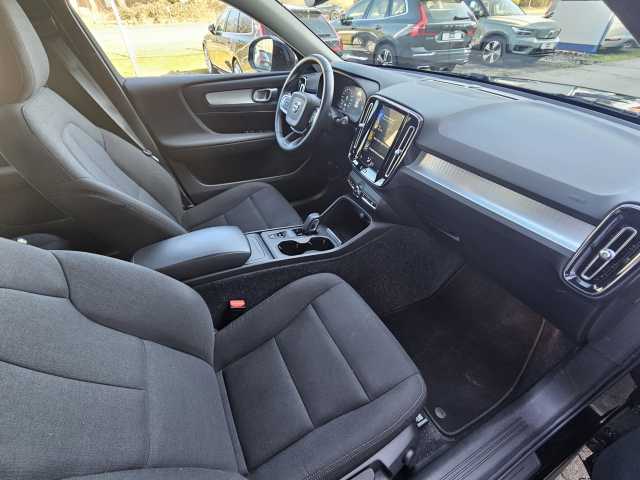 Volvo  T3 Geartronic Momentum+Apple Car Play+Lenkradheizung+