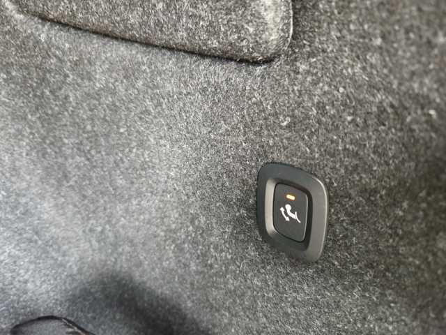 Volvo  B3 B DKG Core+AHK+Blis+ACC+Kamera+