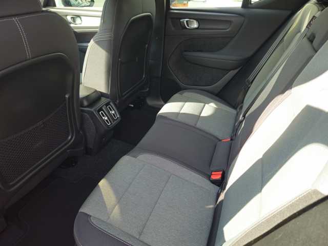Volvo  B3 B DKG Core+AHK+Blis+ACC+Kamera+