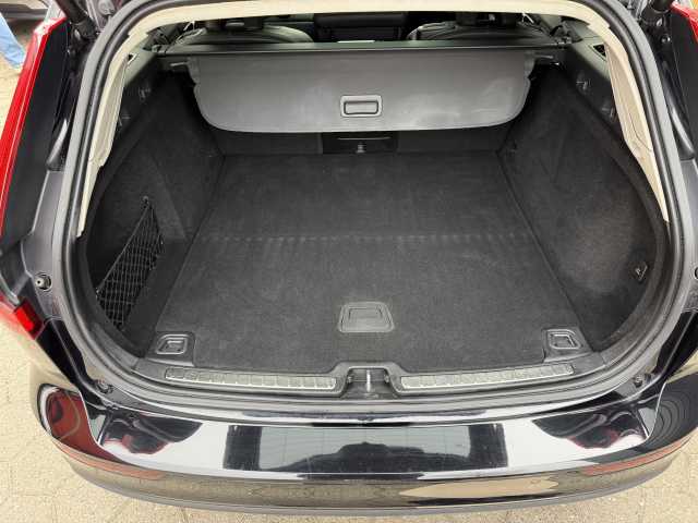 Volvo  Inscription Expression Recharge Plug-In Hybrid AWD