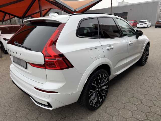 Volvo  R Design Recharge Plug-In Hybrid AWD