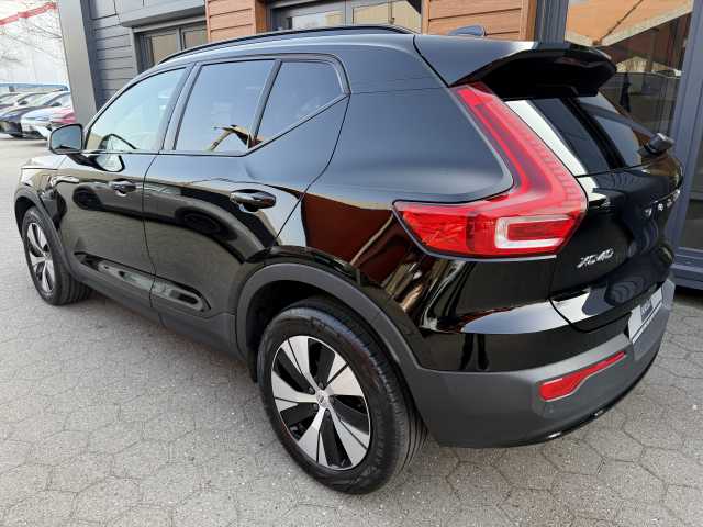 Volvo  Plus Dark Recharge Plug-In Hybrid 2WD