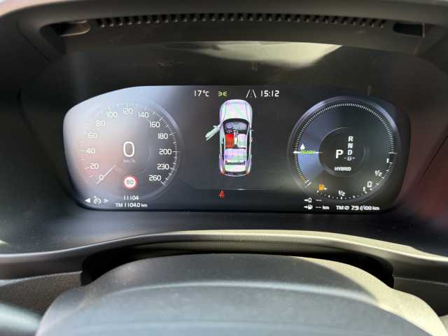 Volvo  Core Recharge Plug-In Hybrid 2WD, Fernlichtassistent, RFK