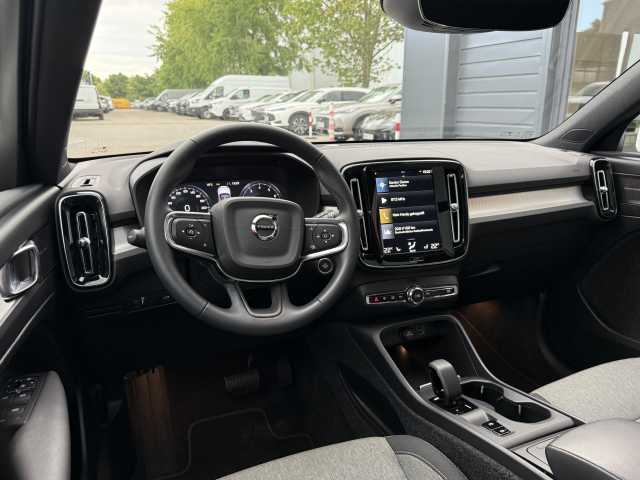 Volvo  Momentum Pro 2WD, Winter Paket, Panoramadach, Fernlichtassistent