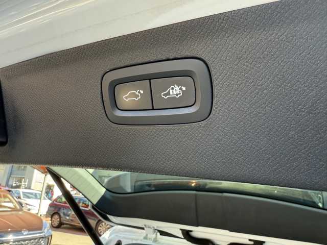 Volvo  Momentum D4 Rückfahrkamera SHZ
