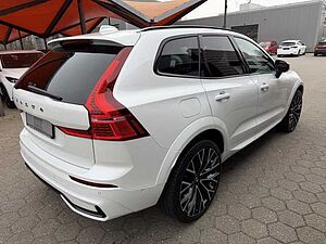 Volvo  R Design Recharge Plug-In Hybrid AWD