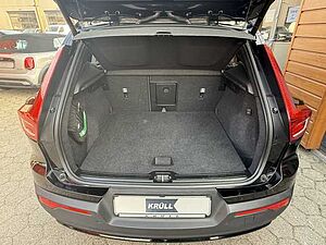 Volvo  Plus Dark Recharge Plug-In Hybrid 2WD