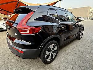 Volvo  Plus Dark Recharge Plug-In Hybrid 2WD