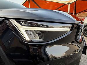 Volvo  Plus Dark Recharge Plug-In Hybrid 2WD