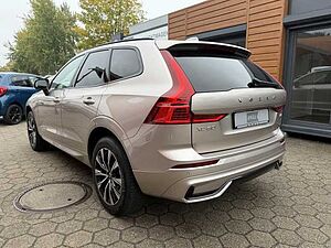 Volvo  B4 Plus Dark 2WD Rückfahrkamera+Navi+LED