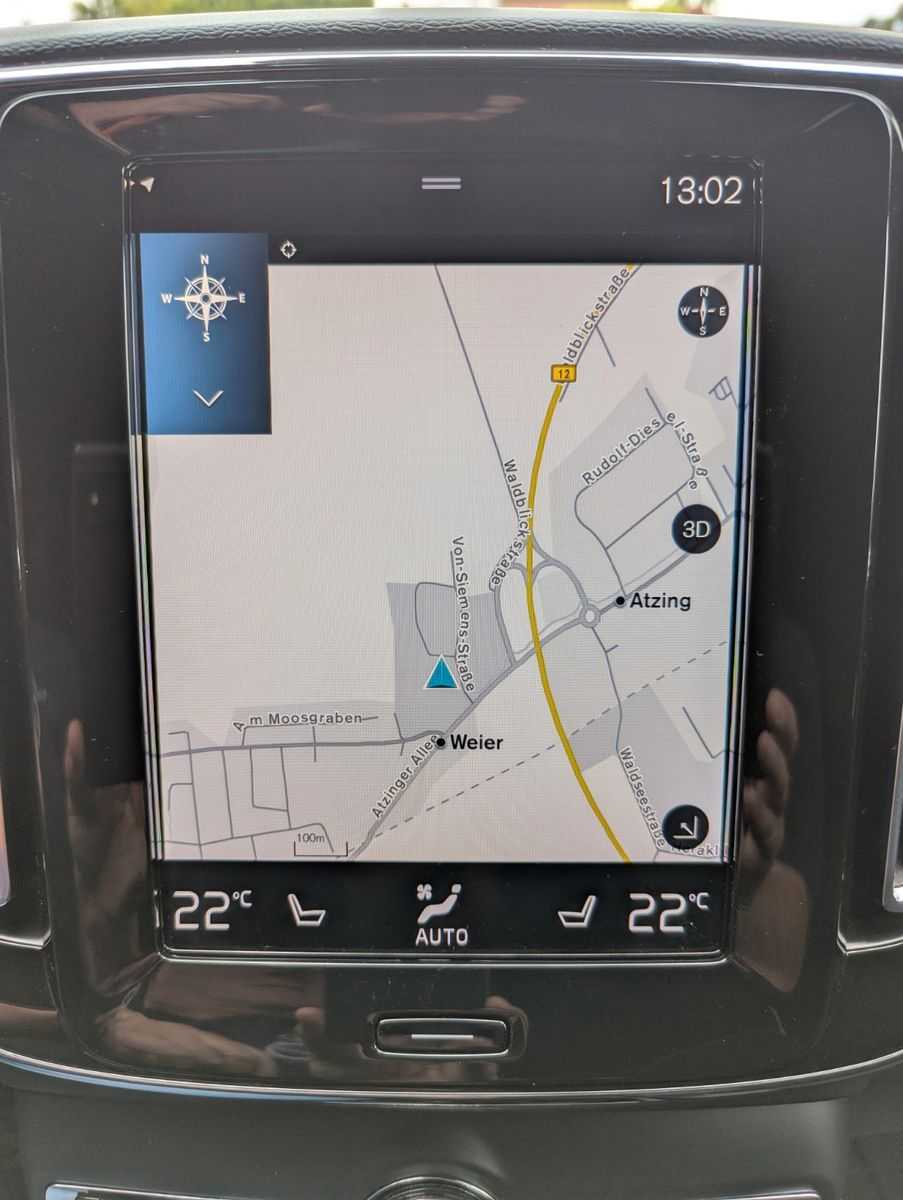 Volvo  Plus Dark Recharge Plug-In Hybrid