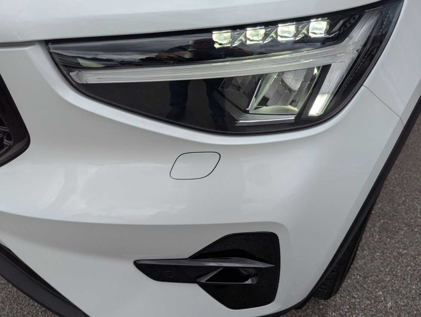 Volvo  Plus Dark Recharge Plug-In Hybrid
