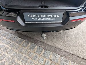 Volvo  B3 Plus Dark