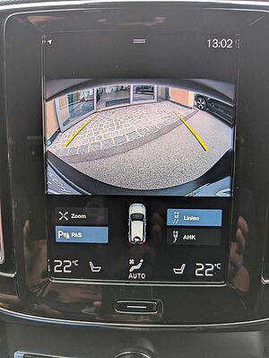 Volvo  Plus Dark Recharge Plug-In Hybrid