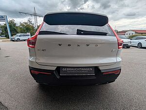 Volvo  Plus Dark Recharge Plug-In Hybrid