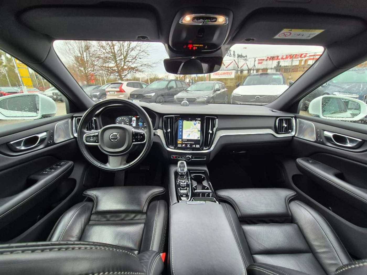 Volvo  T6 AWD Twin Engine Inscription+Nappa+ACC
