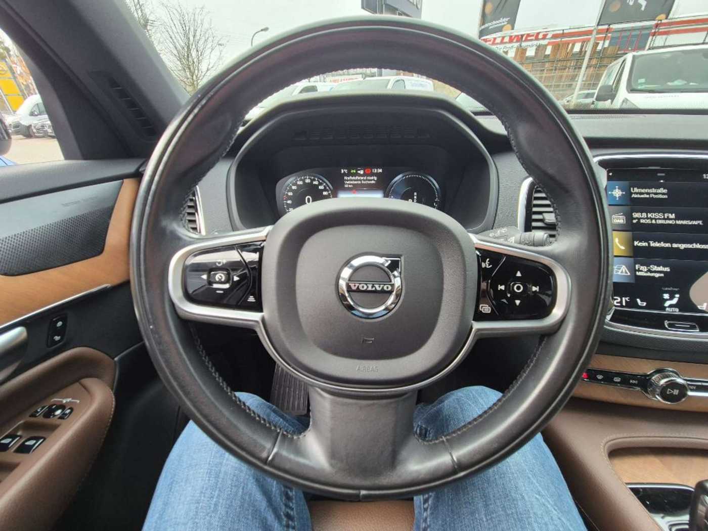 Volvo  T8 AWD R-Design Express. +22Zoll+Xenium+AHK+