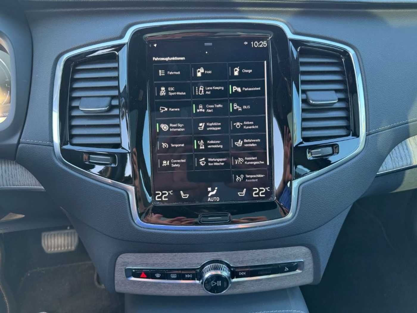 Volvo  T8 AWD Inscription Edition+XeniumPak+HarmanK