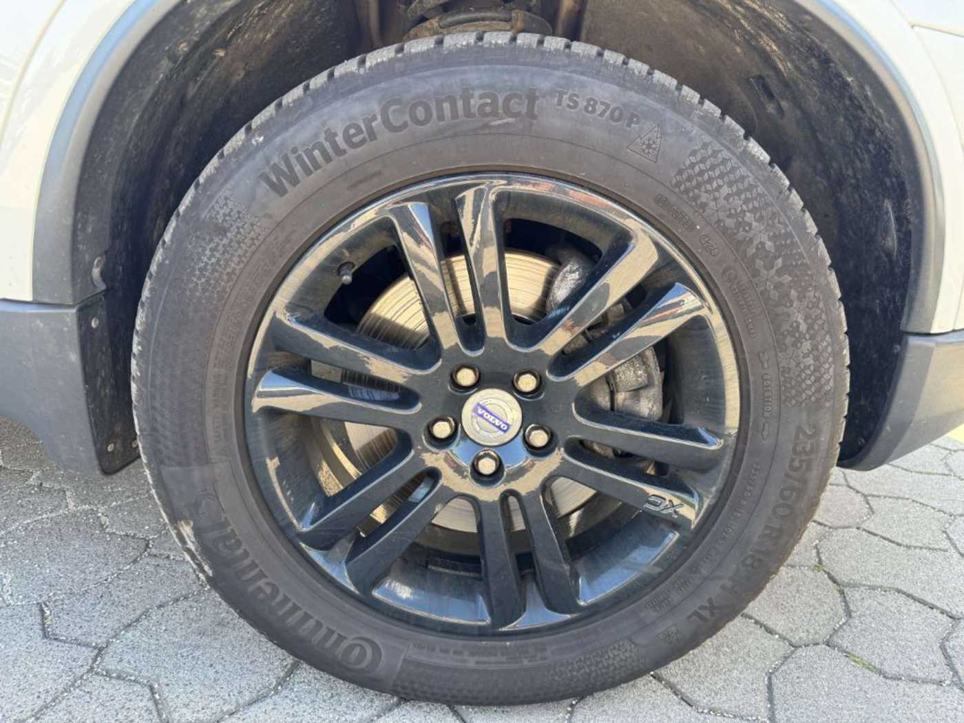 Volvo  D5 Aut. Summum+LEDER+BLIS+7-Sitzer+Dynaudio
